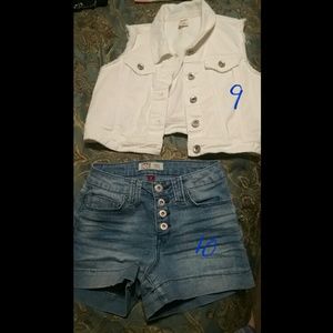 Arizona Jeans Vest & Lei jean shorts Buy 1 or both